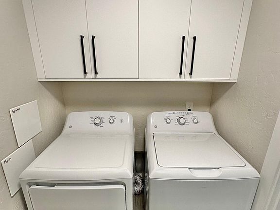 4th image of 11914 E Spruce Ln #102