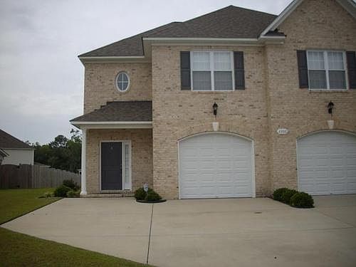 1st image of 2200-A Dovedale Dr