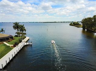2016 SE 47th St, Cape Coral, FL 33904