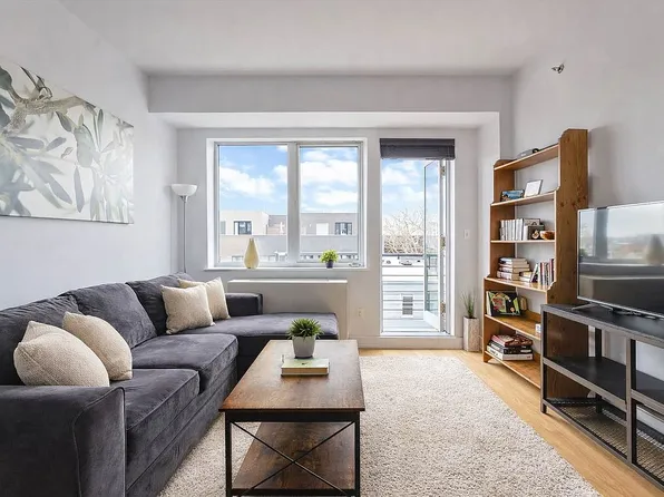 100 Maspeth Ave APT 5J, Brooklyn, NY 11211