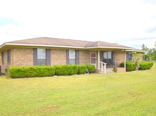 901 Hutchison Rd, Chipley, FL 32428