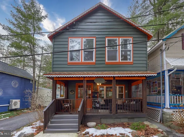 105 5th St, Mount Gretna, PA 17064