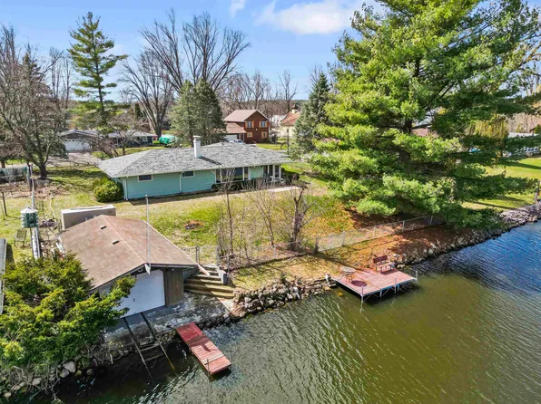 W11038 W Harmony Dr, Lodi, WI 53555