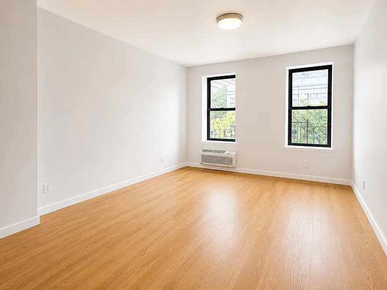 577 2nd Ave #55 — Photo 5