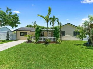 11623 SW 169th Ter, Miami, FL 33157