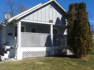 4104 Elledge Dr, Roeland Park, KS 66205