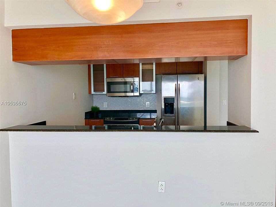 1st image of 1800 N Bayshore Dr APT 1912