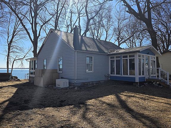5th image of 25491 McClelland Dr
