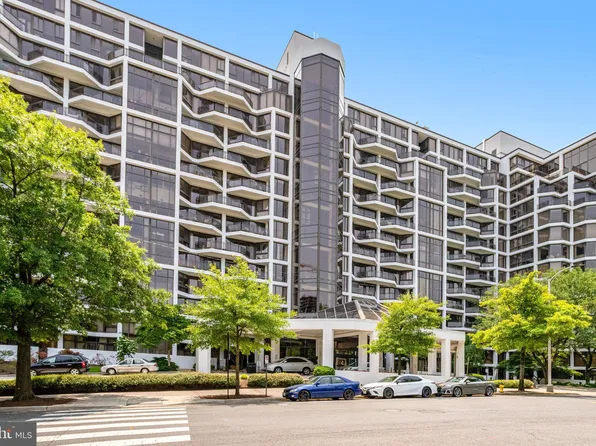 1530 Key Blvd APT 421, Arlington, VA 22209