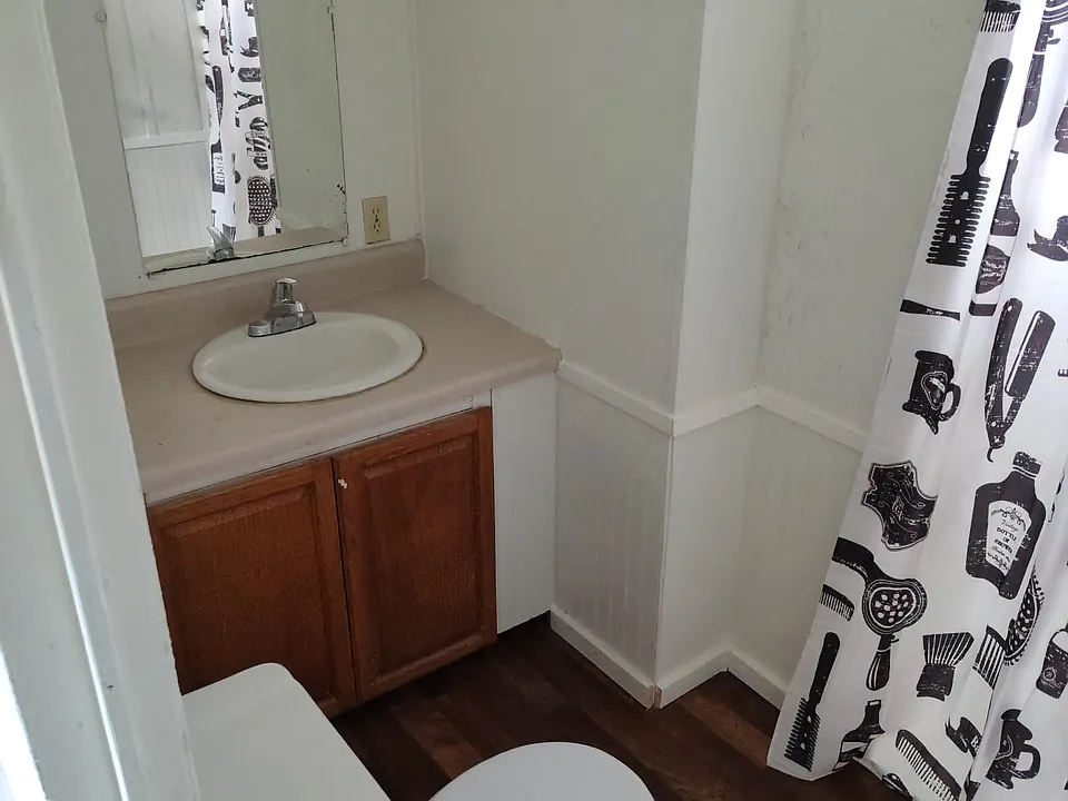 128 SE Camelot Loop