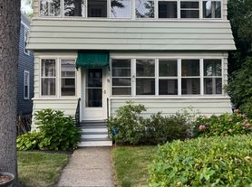 111 Woodlawn Ave, Albany, NY