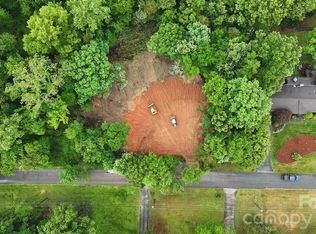 8730 Hills Dell Dr, Concord, NC 28027