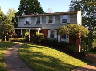 348 Challen Dr, Pittsburgh, PA 15236