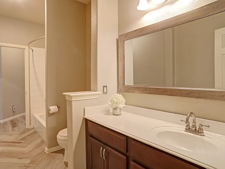 2804 Cascade Cove Dr — Photo 17