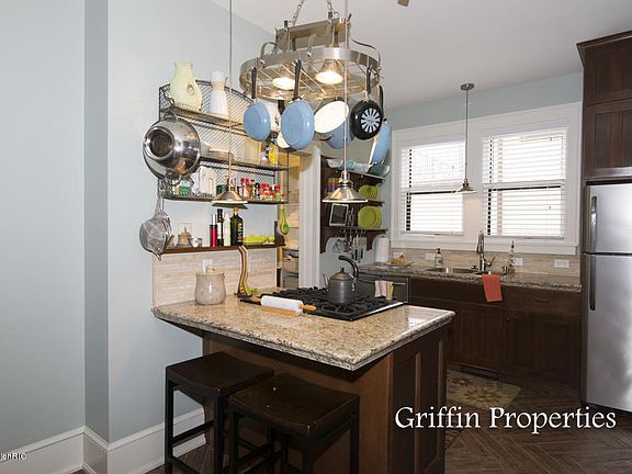 5th image of 605 Prospect Ave SE
