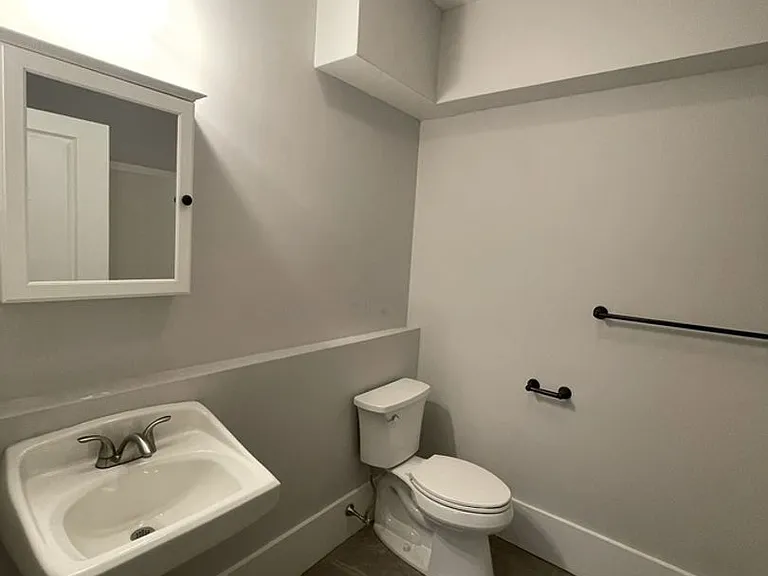 56 New Rochester Rd — Photo 8