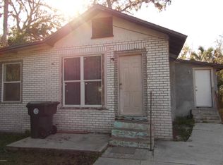 711 Kingston Ave, Daytona Beach, FL 32114