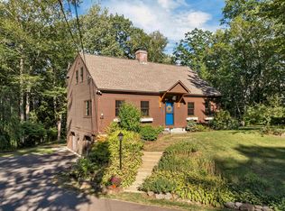 375 Farrington Corner Rd, Hopkinton, NH 03229