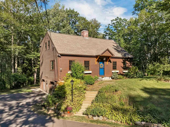 375 Farrington Corner Road, Hopkinton, NH 03229
