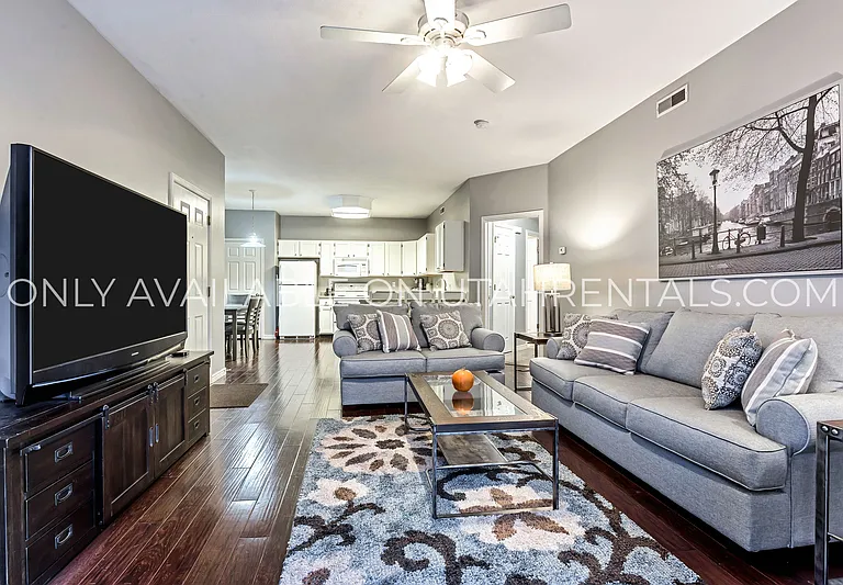 421 Belmont Pl #156 — Photo 10