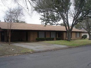 788 Merritt Dr, Lockhart, TX 78644