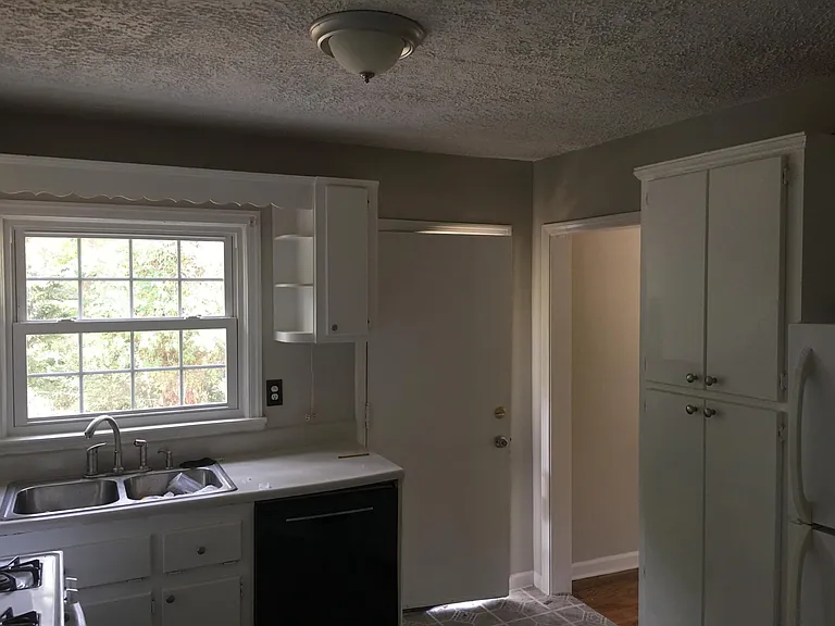 2601 Patrick Ct SE — Photo 18
