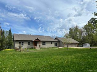 23 Chipman Dr, Ishpeming, MI 49849