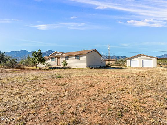 5th image of 5016 S Santa Lucia Ave