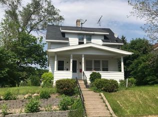 4040 Lake Rd, Robbinsdale, MN 55422