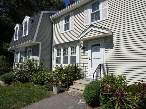 4 Crystal Way #4, Bellingham, MA 02019