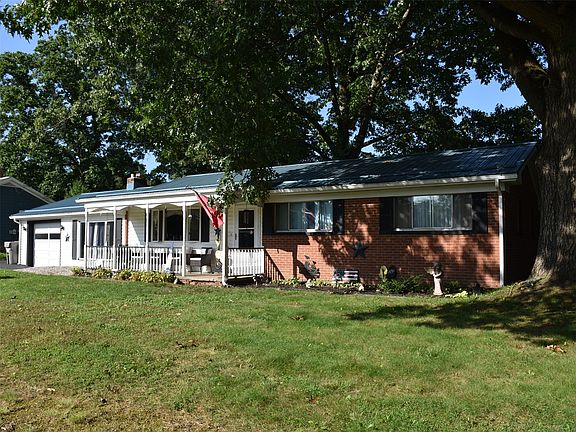 3rd image of 740 Seminole Rd