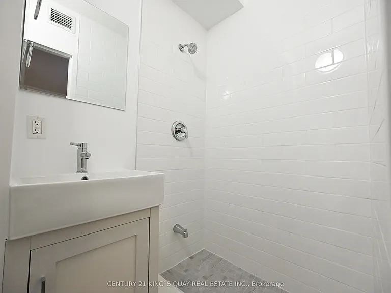 1A Leonard Ave #2 — Photo 12