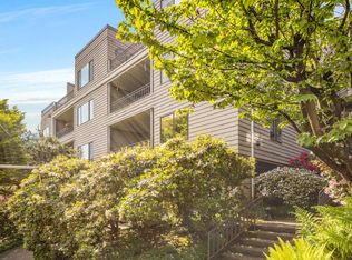 1320 SW Hall St APT 102, Portland, OR 97201