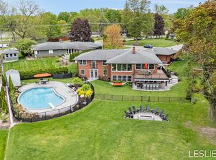 833 Allen Dr, Holland, MI 49423