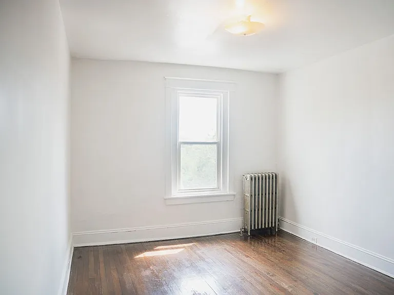 702 St. John Street — Photo 7