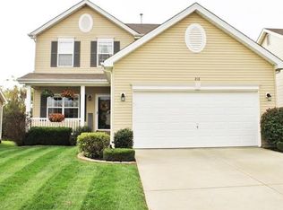 216 Flint Brook Dr, O'Fallon, MO 63366