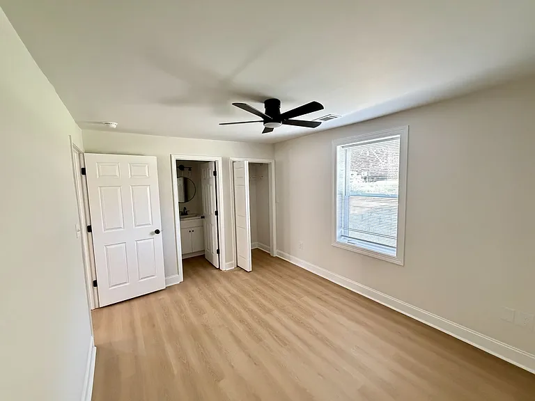 160 Indiana Ave — Photo 6