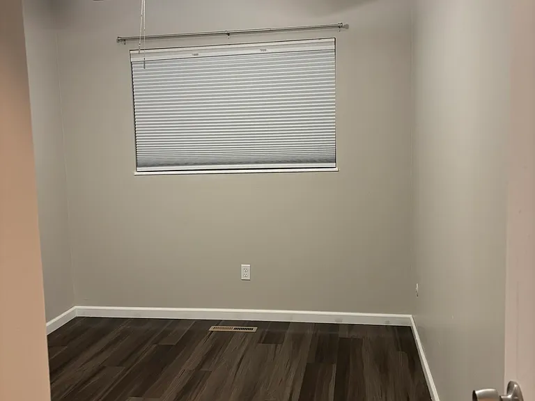 Bedroom #3: Perfect for baby's nursery, WFH office or work-out space!