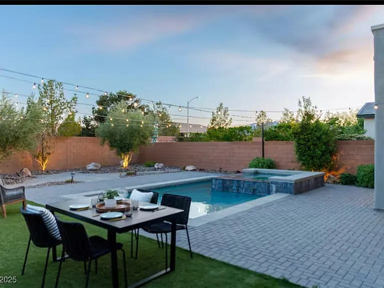 8631 Tortoise Canyon Ct — Photo 2