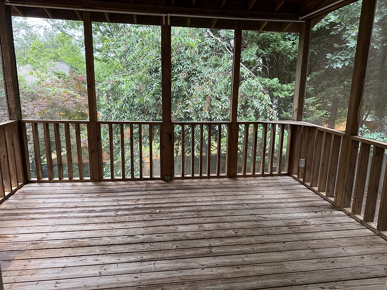 4760 Tanners Spring Dr — Photo 20