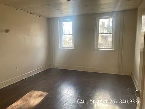 4 bed, 1.5 bath, 1925 sqft, $1,275 — Photo 3
