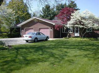 2001 W John Beers Rd, Stevensville, MI 49127