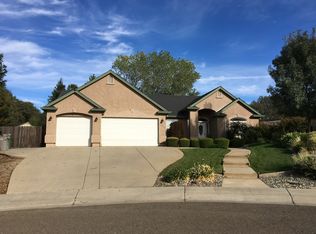 3463 Woodbury Dr, Redding, CA 96002