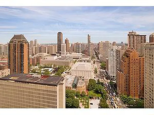 Rented by Corcoran | media 16