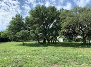 1142 Lower Turtle Creek Rd, Kerrville, TX 78028
