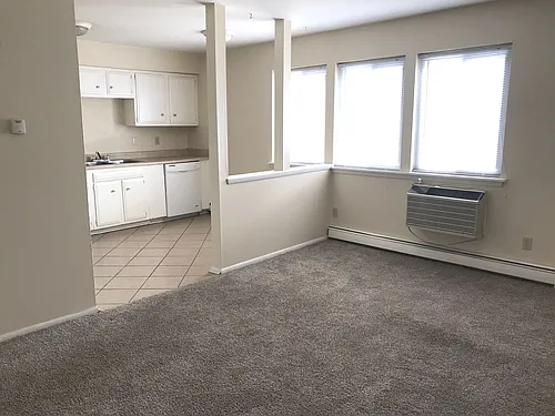 2069 Cambridge Photo 1