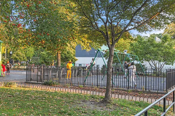 Rented by Cityside Rentals Corp | media 24