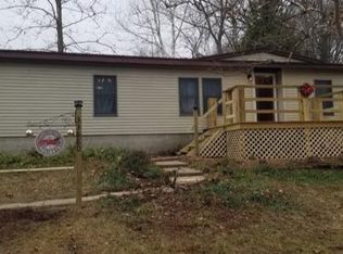 33680 Chipper Dr, Colon, MI 49040