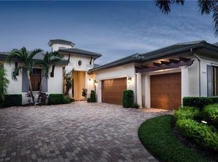 28654 La Caille Dr, Naples, FL 34119