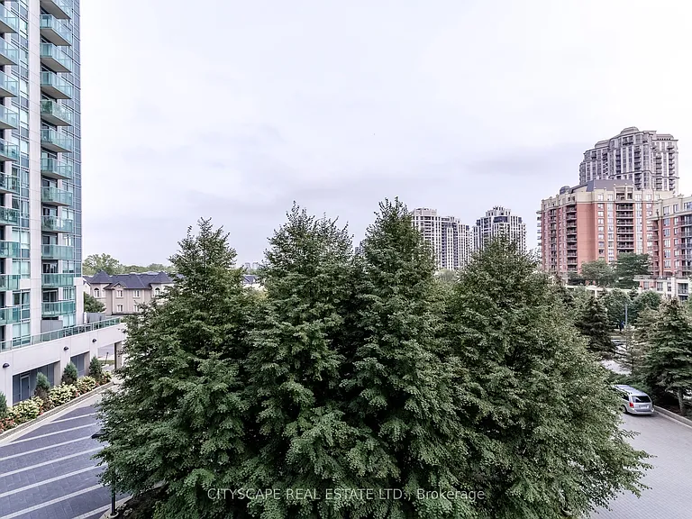 18 Harrison Garden Blvd #406 — Photo 28